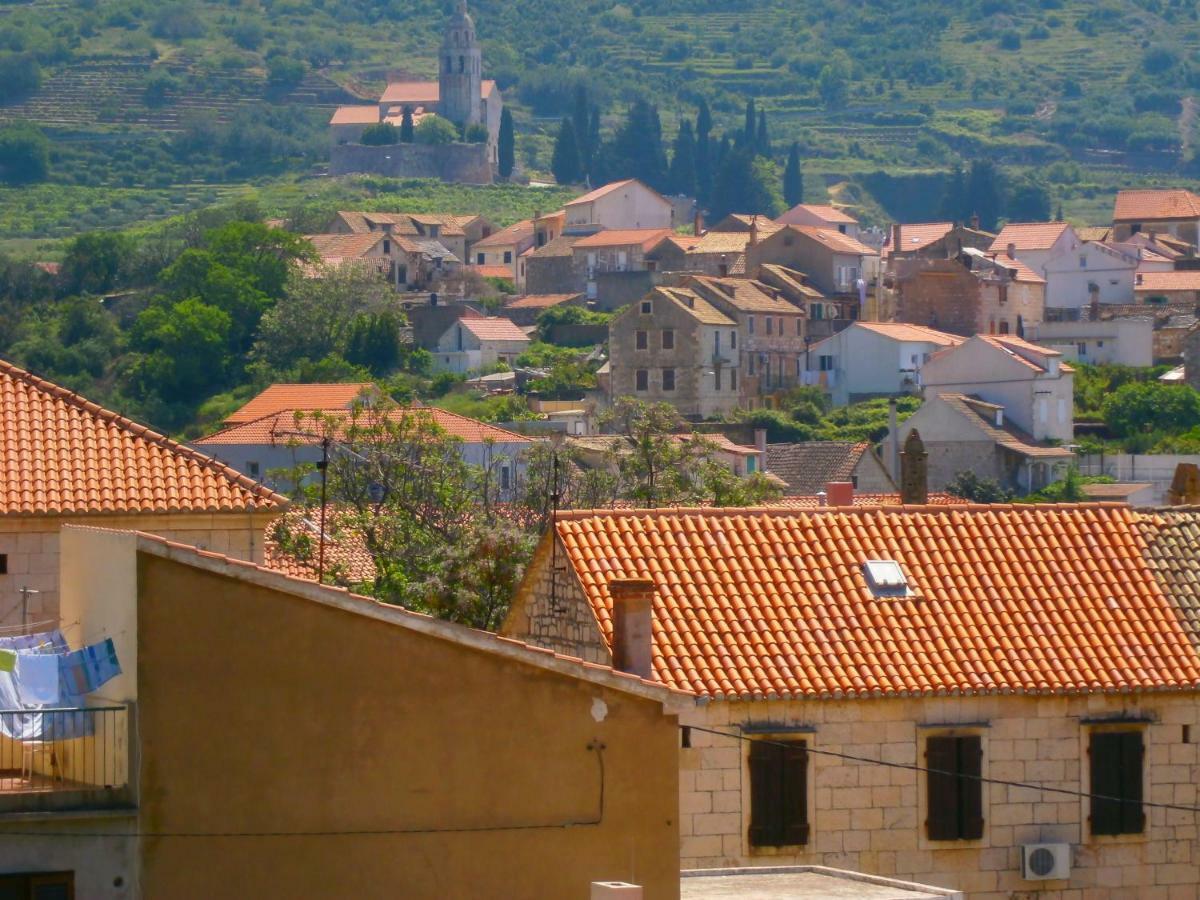Komiža Apartment Willy מראה חיצוני תמונה
