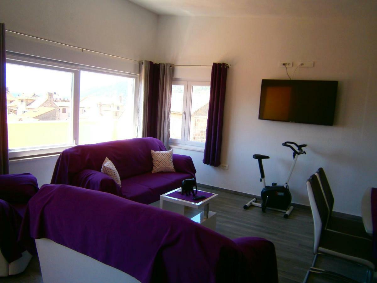 Komiža Apartment Willy מראה חיצוני תמונה